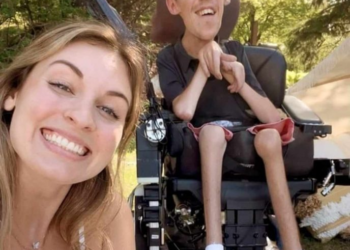 Una mujer es llamada ‘irresponsable’ por tener un bebé con su condición de piel, ella muestra a su ‘hermosa’ pequeña