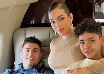 ¿Madre de 5 y aún impecable? ¡La impresionante vida de Georgina Rodríguez con Ronaldo revelada!